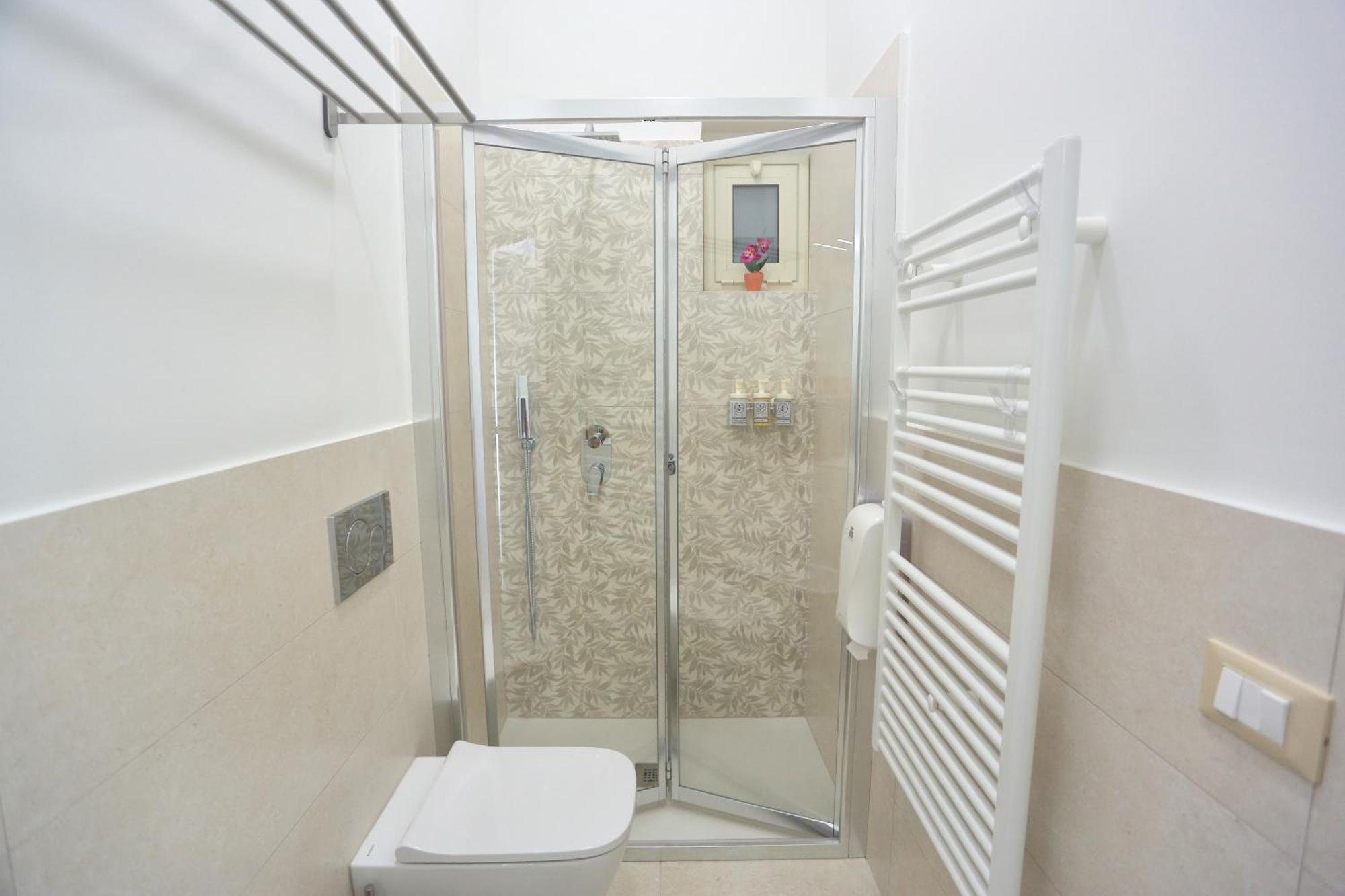 Theos Holidays Apartments Giardini Naxos Eksteriør bilde